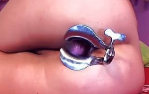 Anal spéculum pour webcam girl