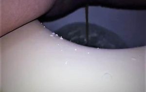 grosse diarrhée dans les toilettes