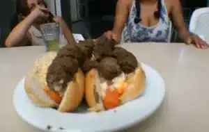 Petit Déjeuner avec du caca mange merde scato